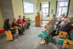 Konference Vztahy a vazby: Pat�it � souviset � pe�ovat