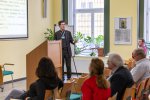 Konference Vztahy a vazby: Pat�it � souviset � pe�ovat
